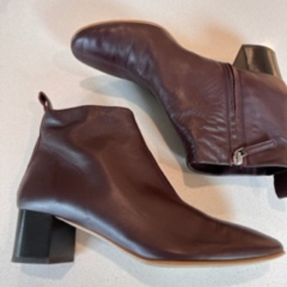 Soft Italian bordeaux leather booties 7.5